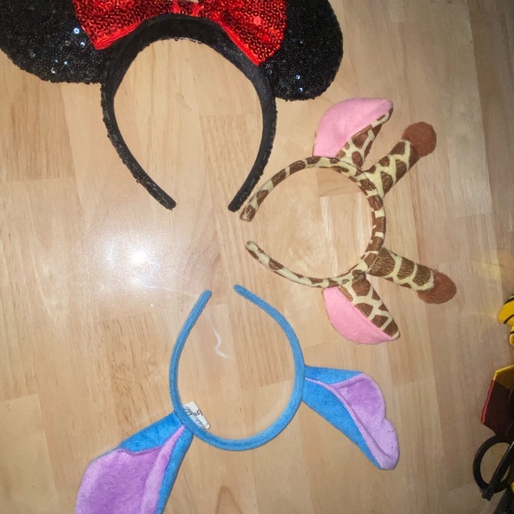 Disney Black and Red Sequin Bow, Giraffe, and Blue Purple Ears Headbands - Picture 3 of 5